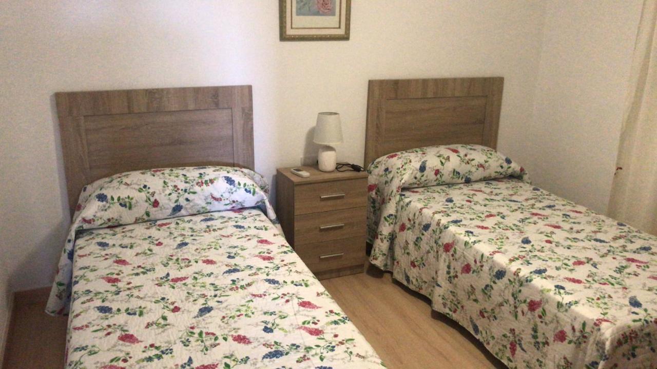 Apartamentos Sol Andaluz - Goya Карбонерас Экстерьер фото